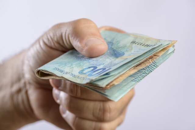 Como funcionam as opções de empréstimos para negativados no Brasil